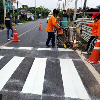 Acheter Peinture routière thermoplastique réfléchissante au prix d'usine, à chaud, pour marquage routier, couleurs jaune et blanc, application par pulvérisation fabrication en ligne