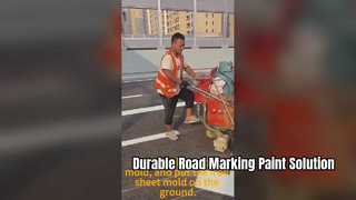 Marquage de flèches de précision avec peinture de marquage routier thermoplastique | Solution de sécurité routière durable